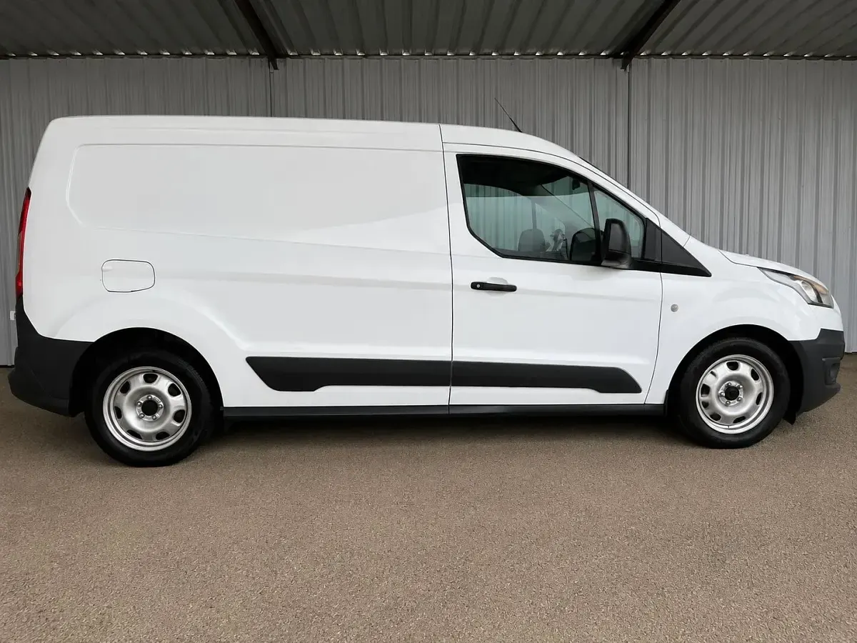 Used Ford Transit 100 HP (73 kW) 2019 White Van