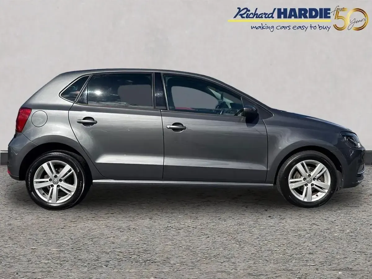 Used VW Polo Edition 59 HP (43 kW) 2017 Grey