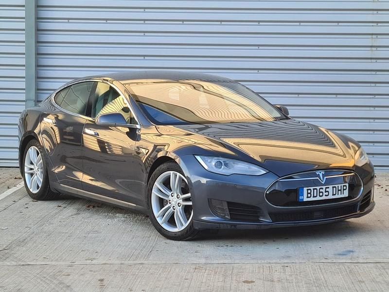 Silver Used 2015 Tesla Model S Hatchback | £19,945 (A bit pricey) - Image 1/4