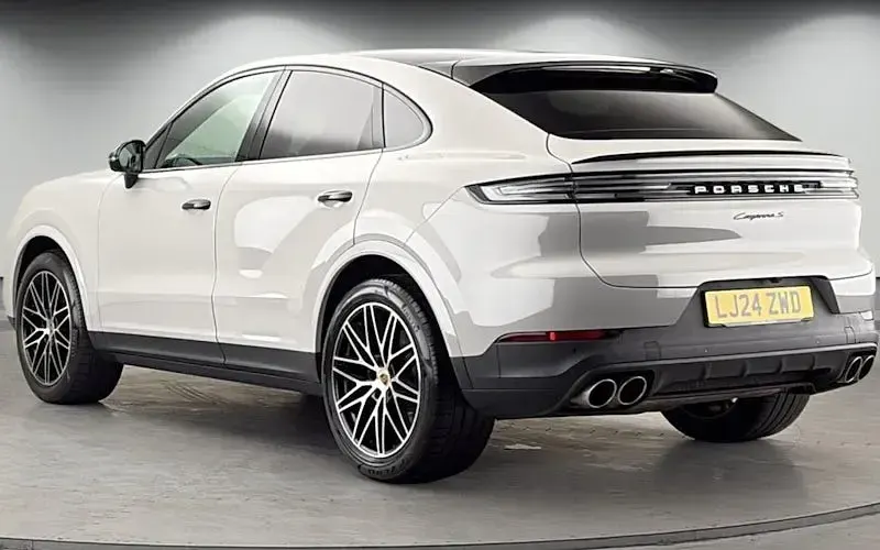 Used Porsche Cayenne 650 HP (478 kW) 2024 Crayon grey SUV