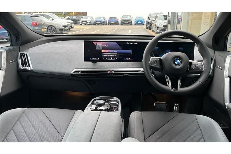 Used BMW iX M Sport 300 kW (408 HP) 2025 Black sapphire metallic paint SUV