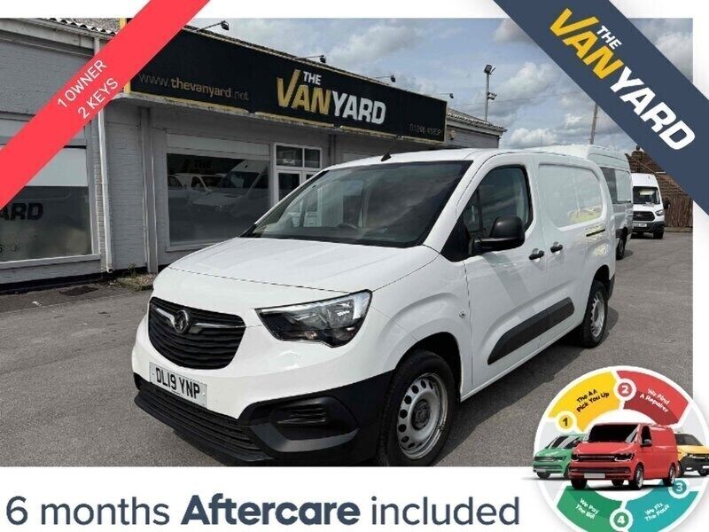 White Used 2019 Vauxhall Combo Edition MPV | £6,999 (Good price) - Image 1/4