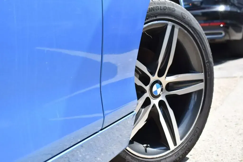 Used BMW 118 Sport Line 136 HP (100 kW) 2018 Blue Hatchback