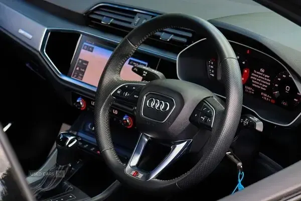 Used Audi Q3 S-Line 150 HP (110 kW) 2019 SUV