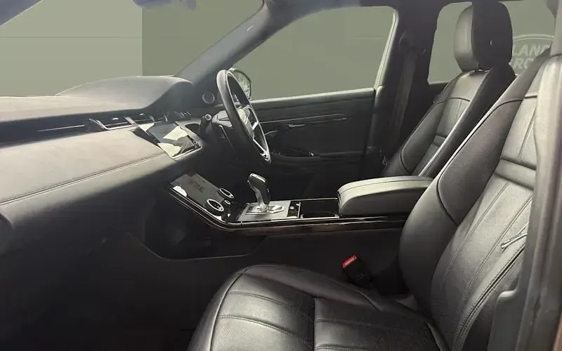 Used Land Rover Range Rover evoque HSE Dynamic 207 HP (152 kW) 2022 Brown SUV