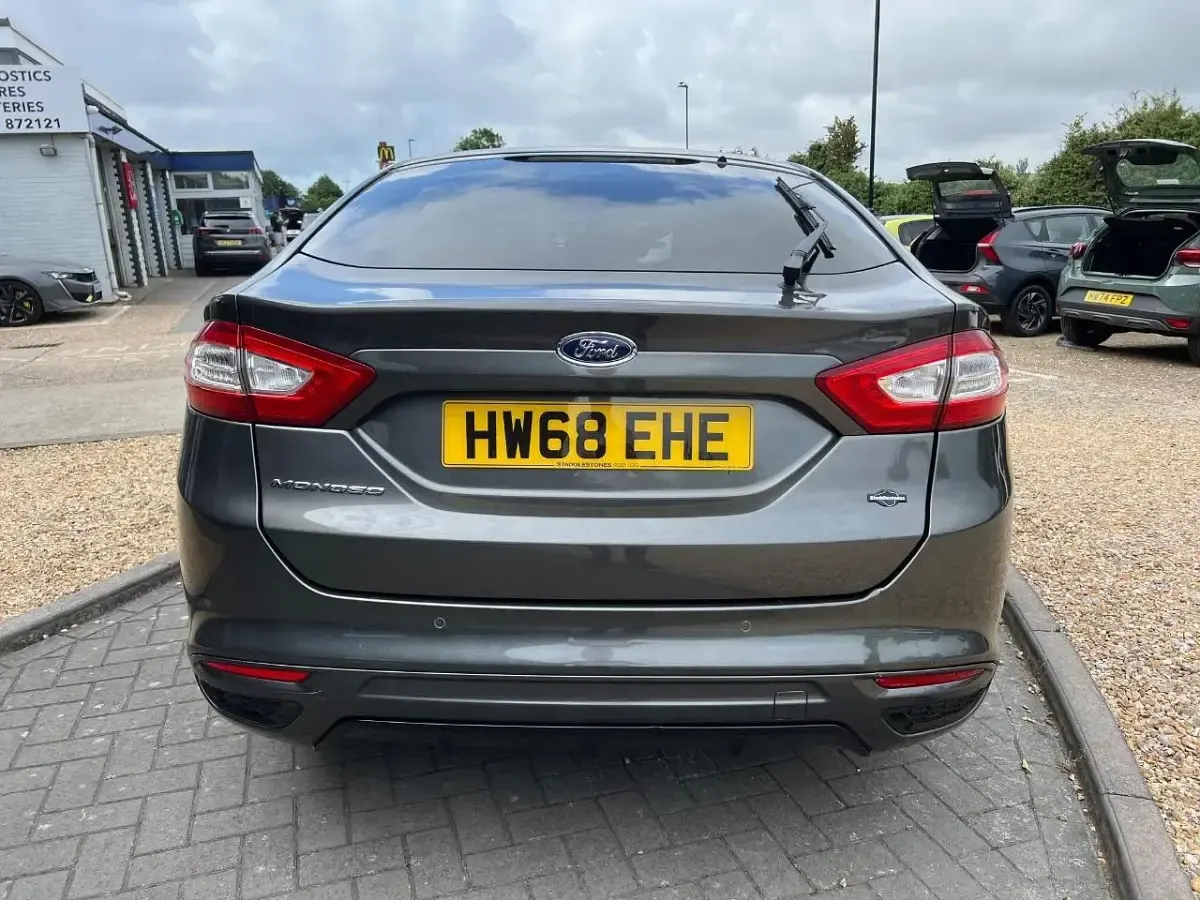 Used Ford Mondeo ST-Line 148 HP (108 kW) 2018 Grey Hatchback