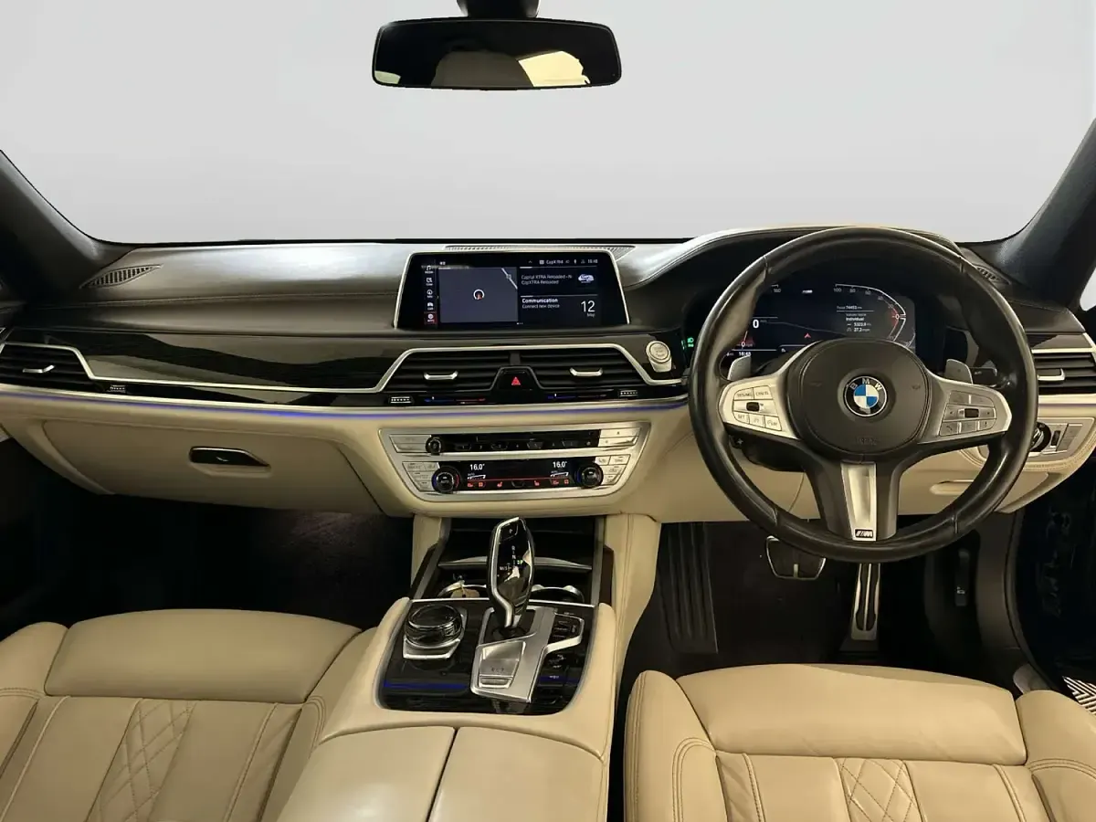 Used BMW 740 M Sport 340 HP (250 kW) 2021 Blue Sedan