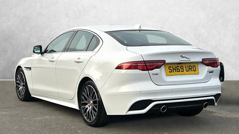 Used Jaguar XE R-Dynamic 249 HP (183 kW) 2019 White Sedan