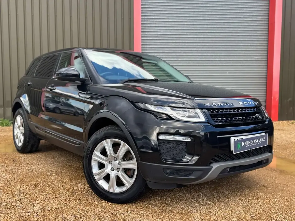 Used Land Rover Range Rover evoque SE 2017 Black SUV