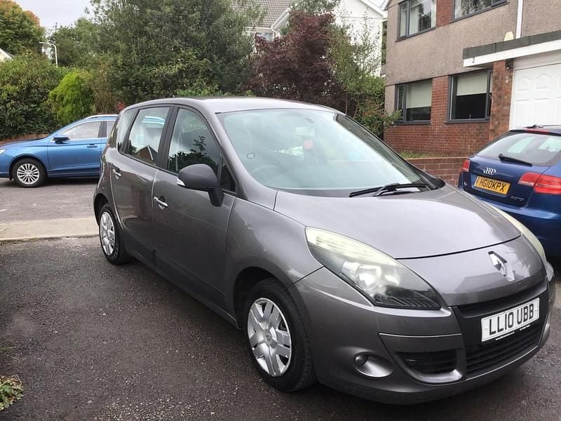 Grey Used 2010 Renault Scénic III Expression MPV | £1,475 (Fair price) - Image 1/4