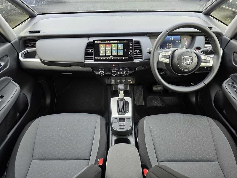 New Honda Jazz Elegance 122 HP (89 kW) 2025 Premium sunlight white Hatchback