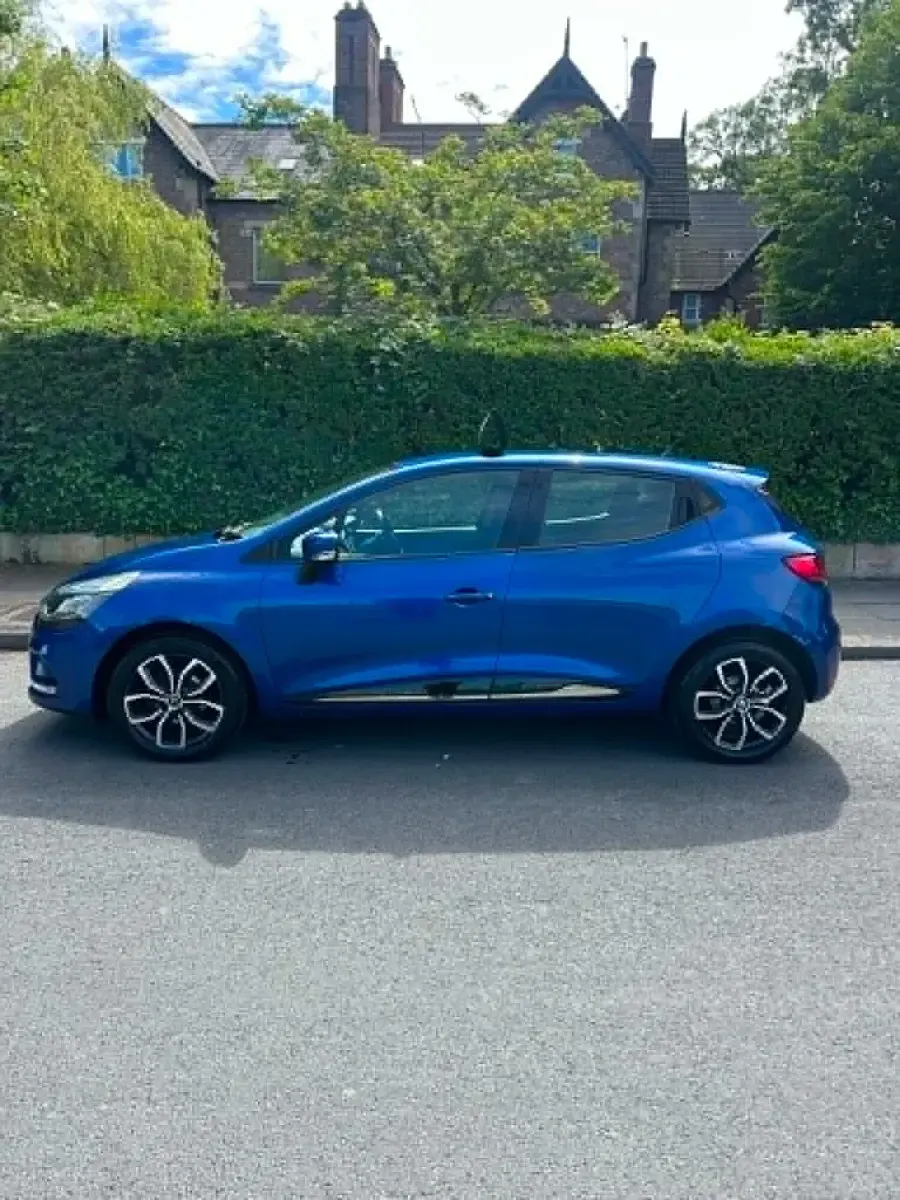 Used Renault Clio Play 2019 Blue Hatchback