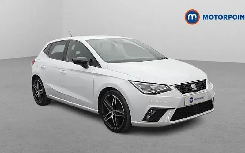 Begagnad Seat Ibiza FR 110 HK (80 kW) 2022 Halvkombi