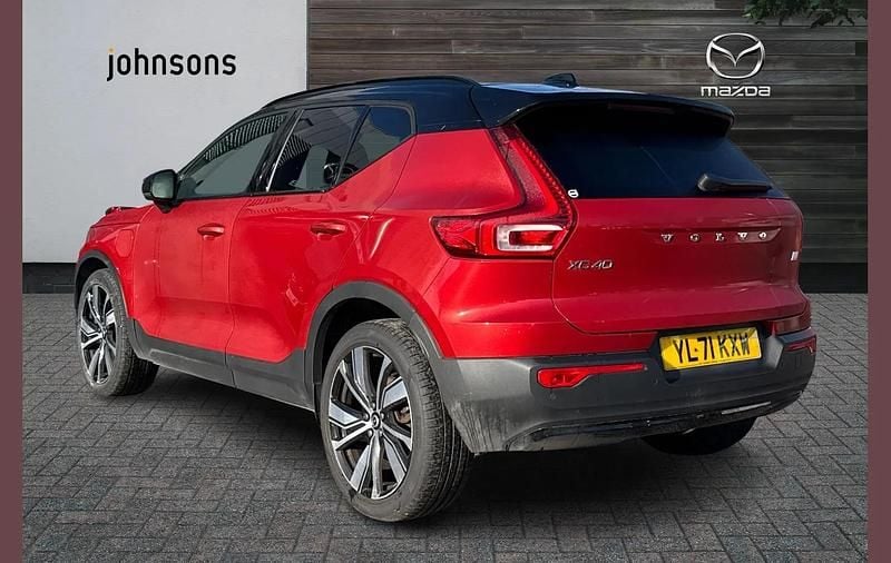 Used Volvo XC40 R-Design Pro 258 HP (189 kW) 2021 Red SUV