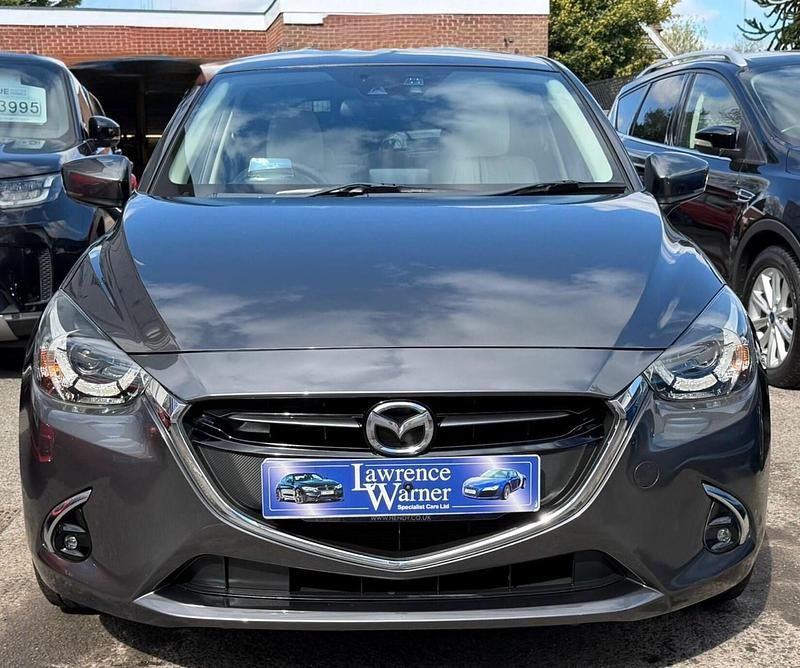 Used Mazda 2 Inclusive 90 HP (66 kW) 2019 Grey Hatchback