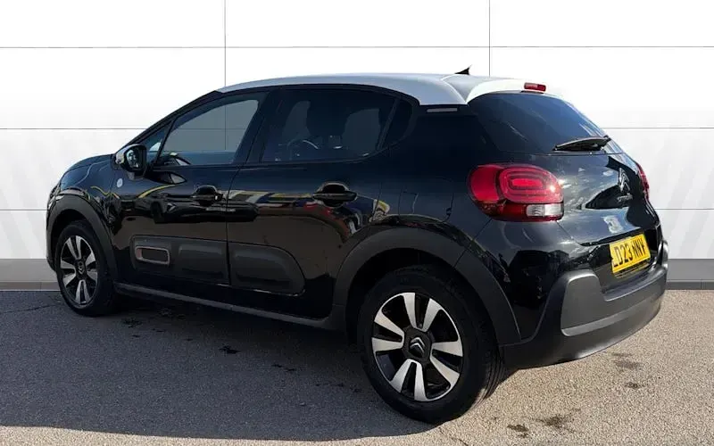 Usado Citroën C3 PureTech 83 CV (61 kW) 2023 Negro Utilitario