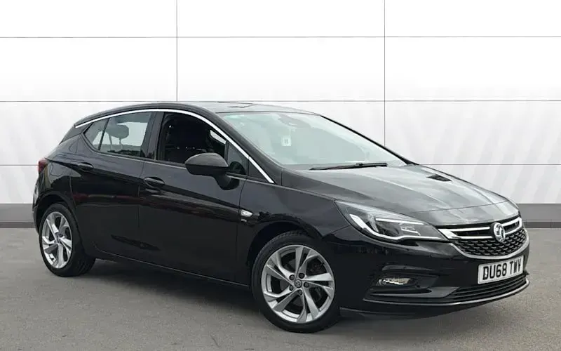 Used Vauxhall Astra SRi 200 HP (147 kW) 2019 Hatchback