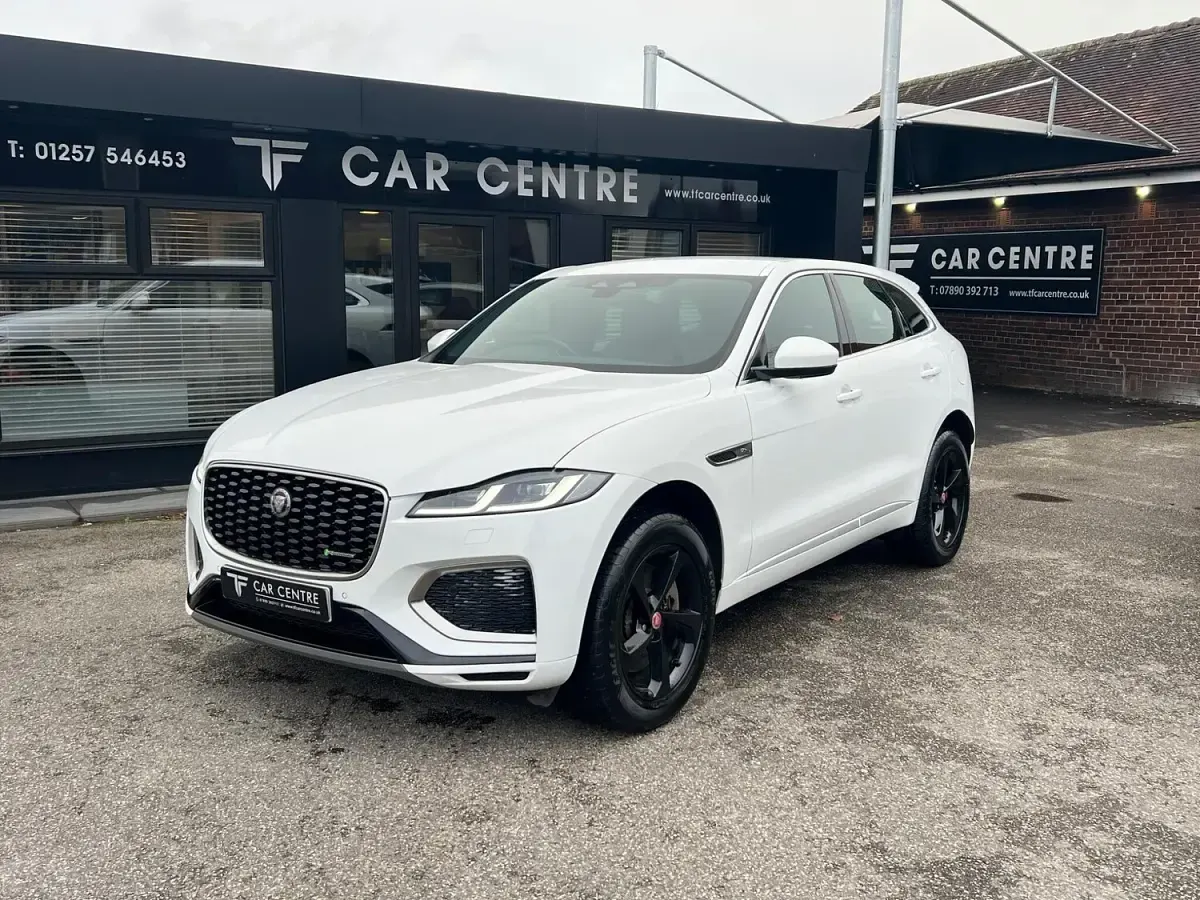 Used Jaguar F-Pace R-Dynamic 404 HP (297 kW) 2022 White SUV