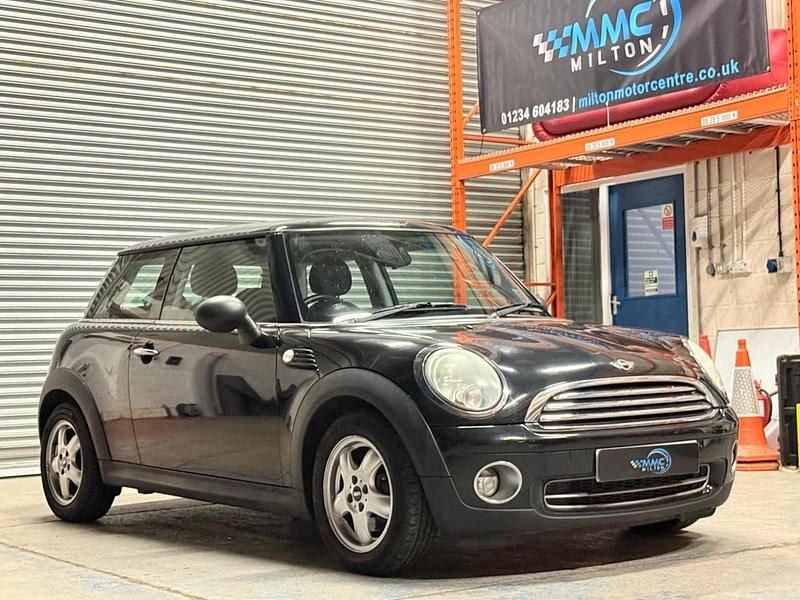 Black Used 2009 Mini ONE Hatch Hatchback | £3,999 (Fair price) - Image 1/4