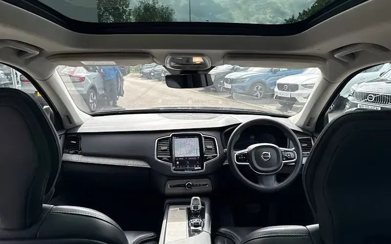 Used Volvo XC90 Plus 235 HP (172 kW) 2023 SUV