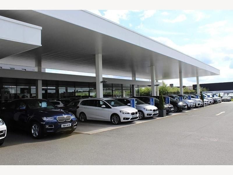 Black Used 2025 BMW 330e M Sport | £35,890 (Super price) - Image 1/1