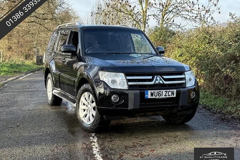 Black Used 2011 Mitsubishi Shogun Elegance SUV | £8,995 (Fair price) - Image 1/1