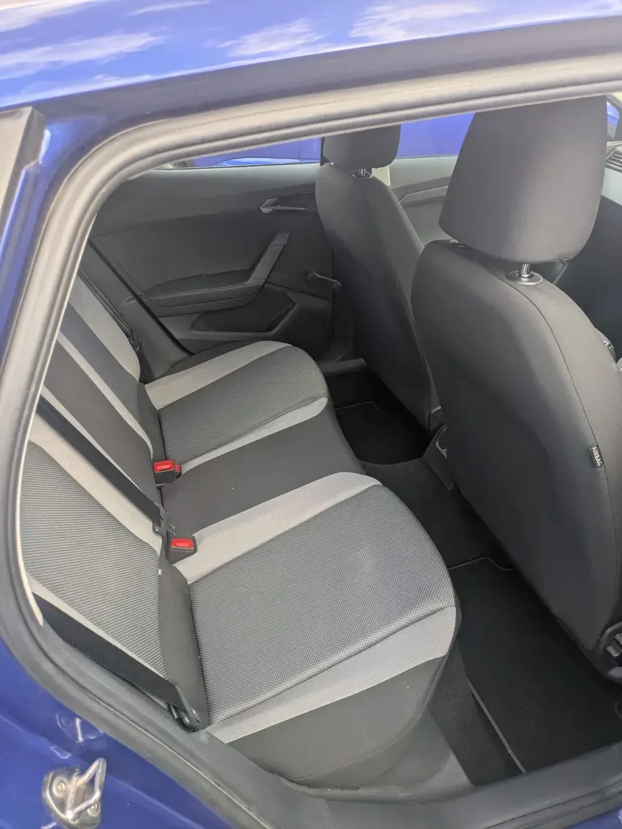Used Seat Ibiza SE 95 HP (69 kW) 2017 Blue Hatchback