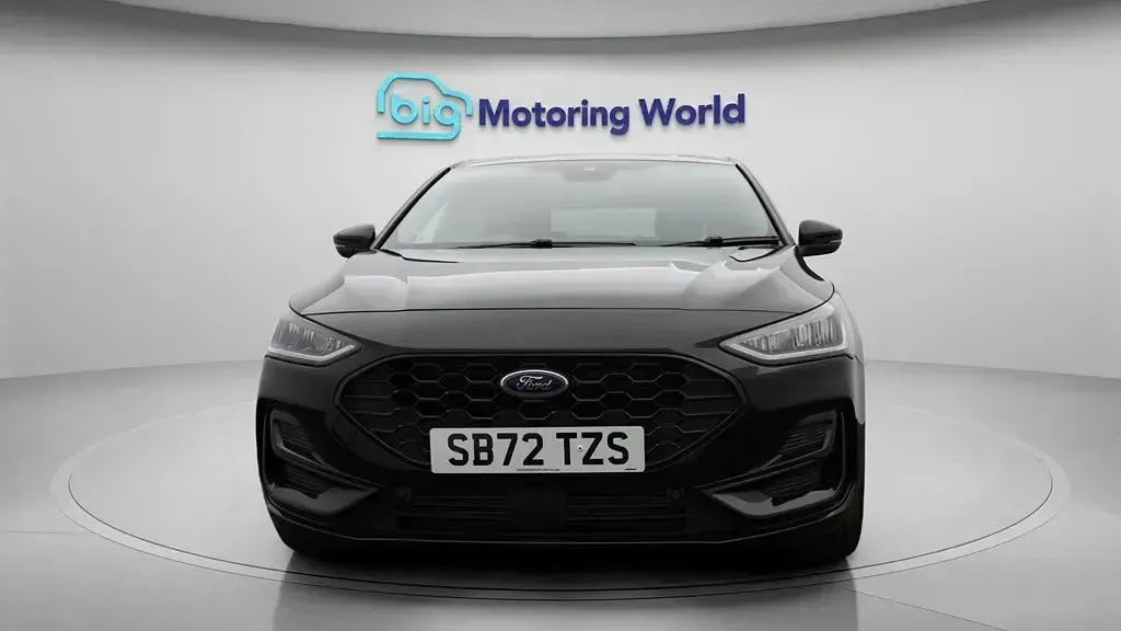 Używany Ford Focus ST-Line 155 KM (114 kW) 2023 Czarny Hatchback