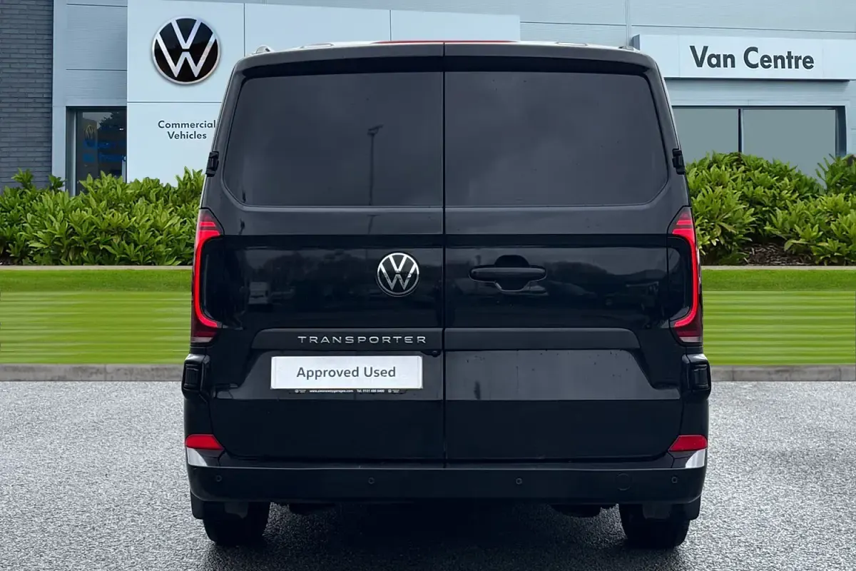 Used VW Transporter Pro 110 HP (80 kW) 2025 Black Van