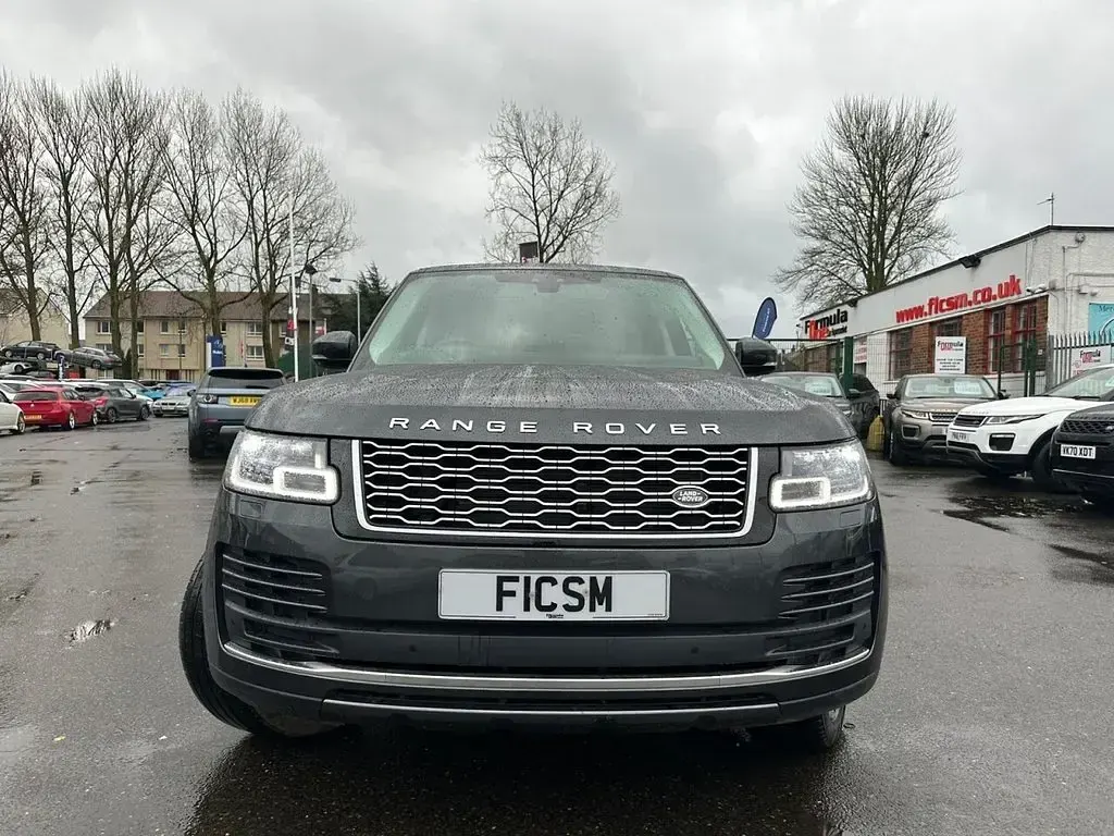 Used Land Rover Range Rover Vogue SE 275 HP (202 kW) 2019 Grey SUV