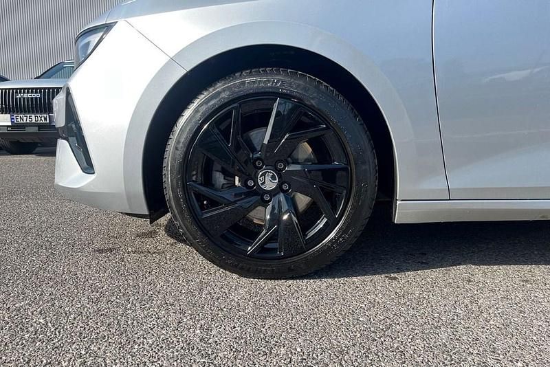 Used Vauxhall Astra S 128 HP (94 kW) 2024 Green Estate