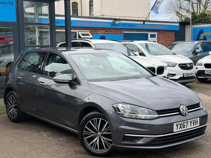 Used VW Golf VII SE 125 HP (91 kW) 2017 Grey Hatchback