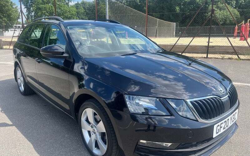 Black Used 2020 Skoda Octavia SE Drive Estate | £15,495 (Fair price) - Image 1/4