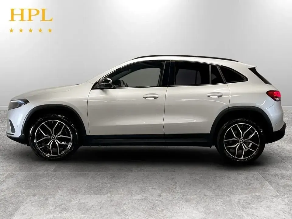 Usado Mercedes EQA250+ 139 kW (190 HP) 2024 Prateado SUV