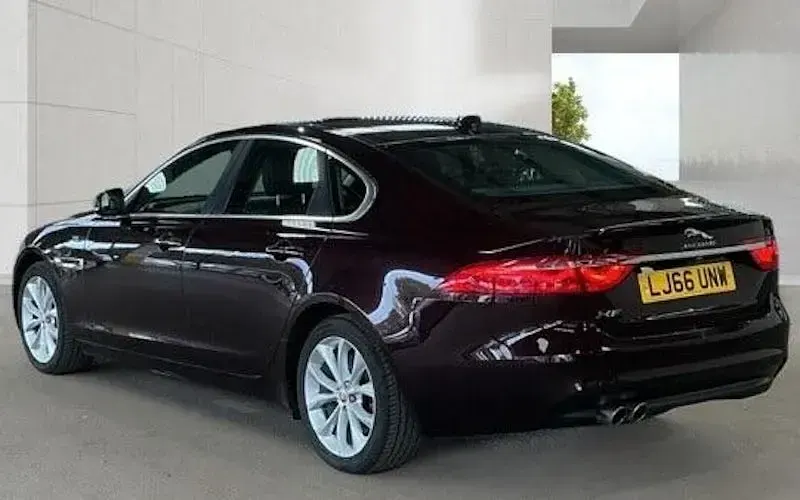 Used Jaguar XF Portfolio 179 HP (131 kW) 2020 Sedan
