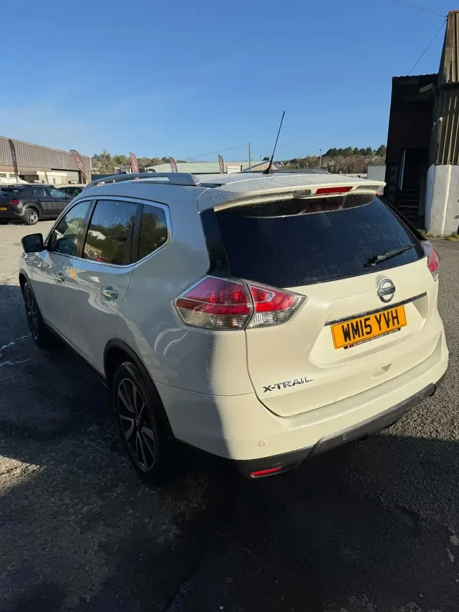 Used Nissan X-Trail Tekna 130 HP (95 kW) 2015 White SUV