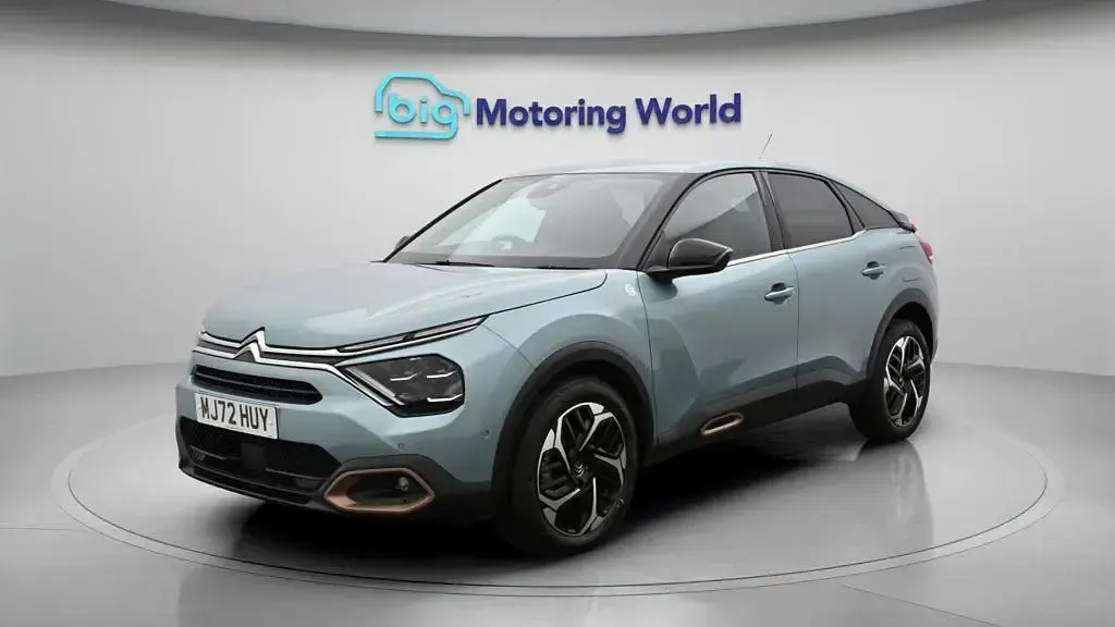 Used Citroën C4 PureTech 130 HP (95 kW) 2022 Blue Hatchback