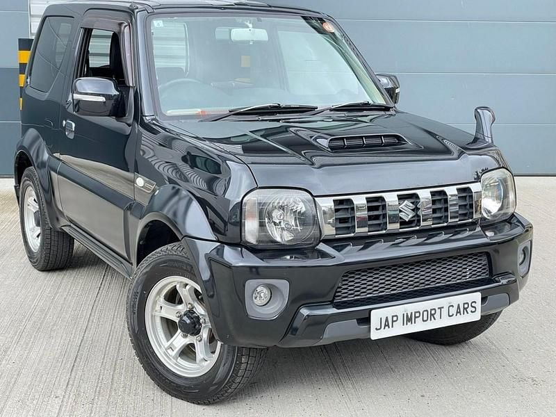 Used Suzuki Jimny SZ4 85 HP (62 kW) 2015 Black SUV