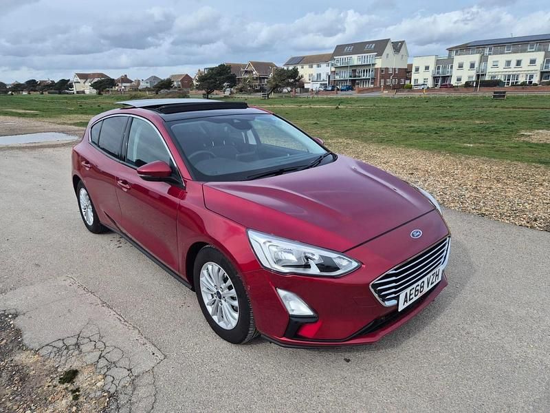 Used Ford Focus Titanium 2018 Red Hatchback