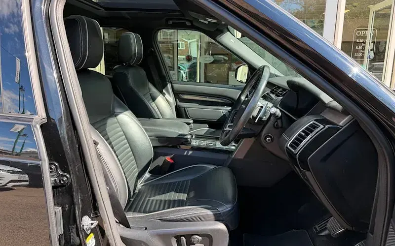 Used Land Rover Discovery 5 HSE 306 HP (225 kW) 2020 SUV