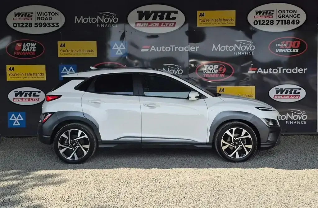 Used Hyundai Kona Premium 120 HP (88 kW) 2021 White SUV