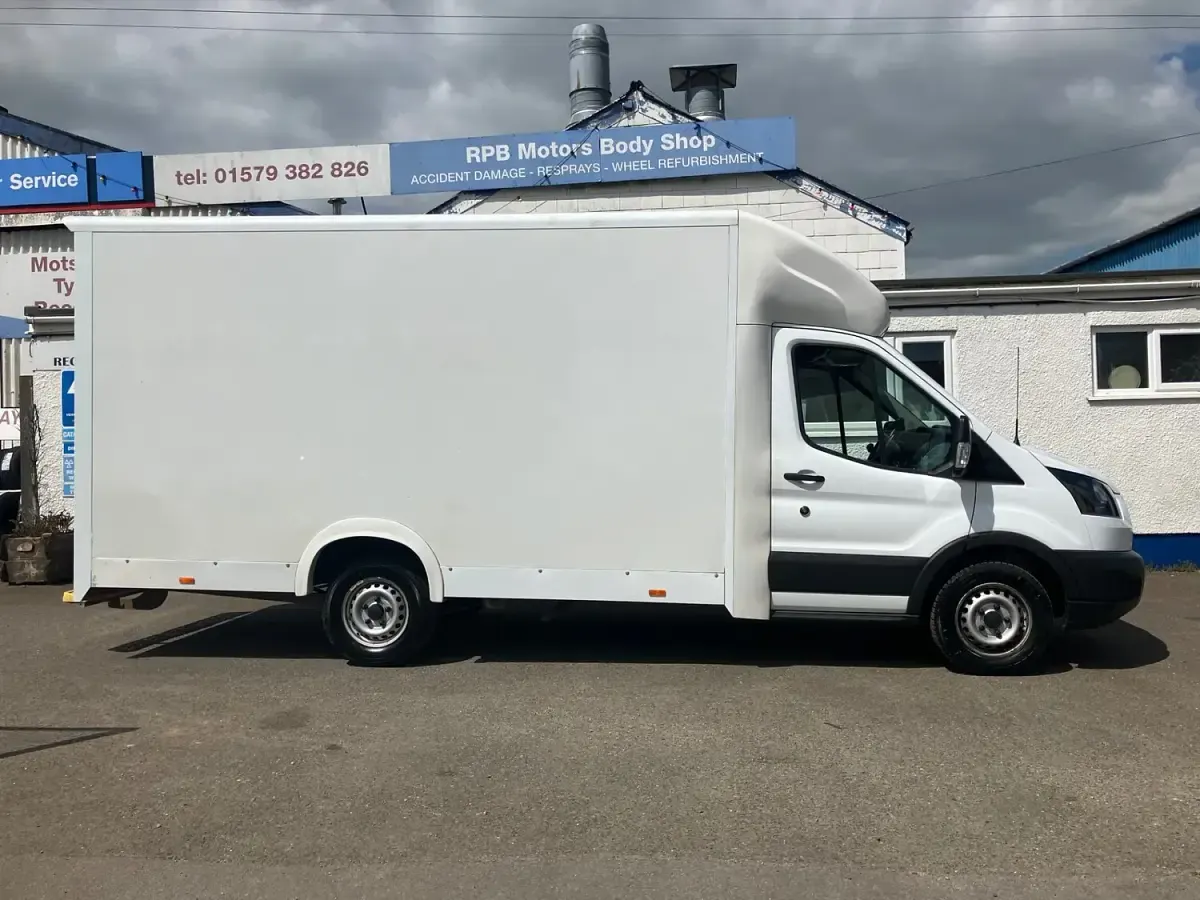 Used Ford Transit 170 HP (125 kW) 2020 White Van