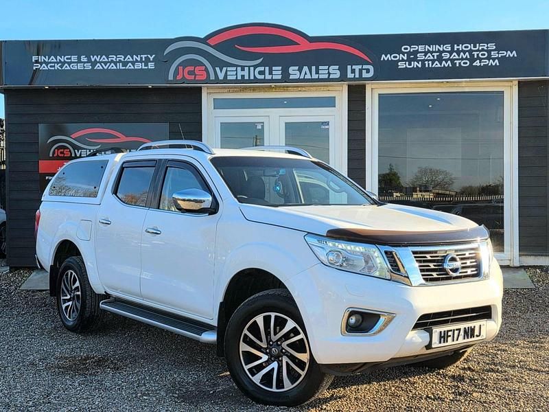 Used Nissan Navara Tekna 2017 White Pickup