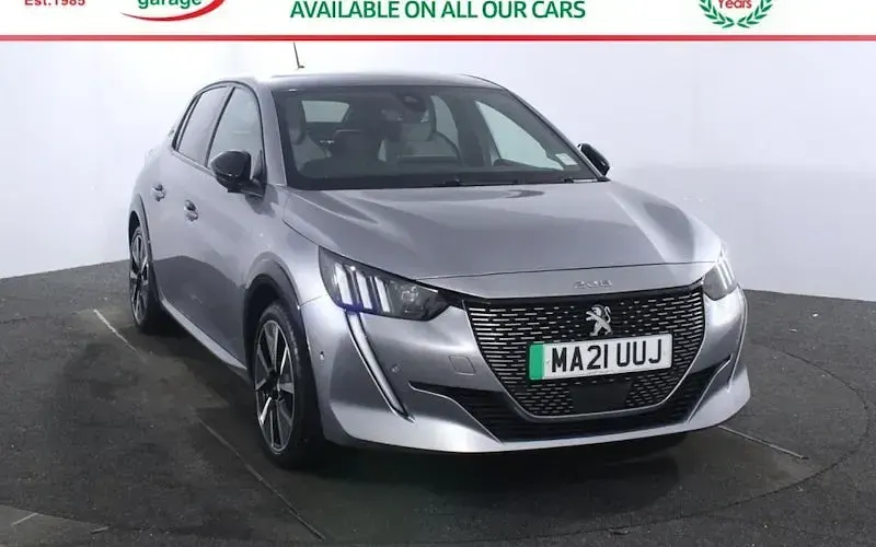 Used Peugeot e-208 Premium 100 kW (136 HP) 2021 Hatchback