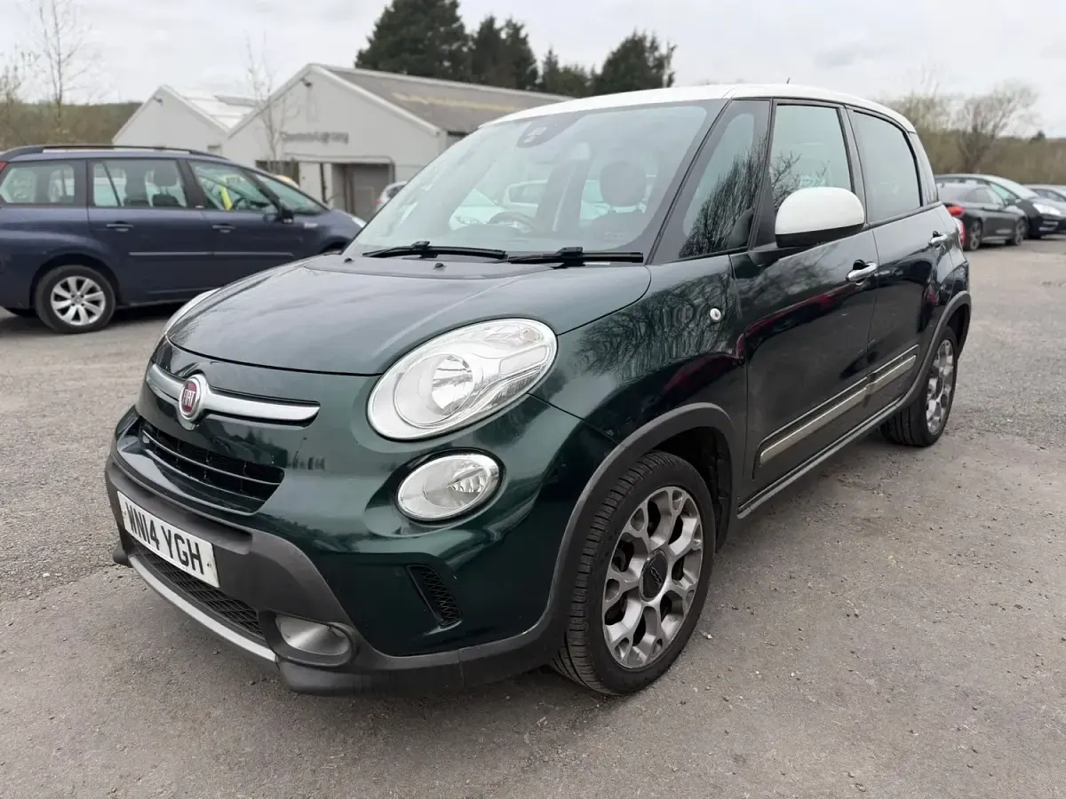Used Fiat 500L Trekking 85 HP (62 kW) 2014 Green MPV