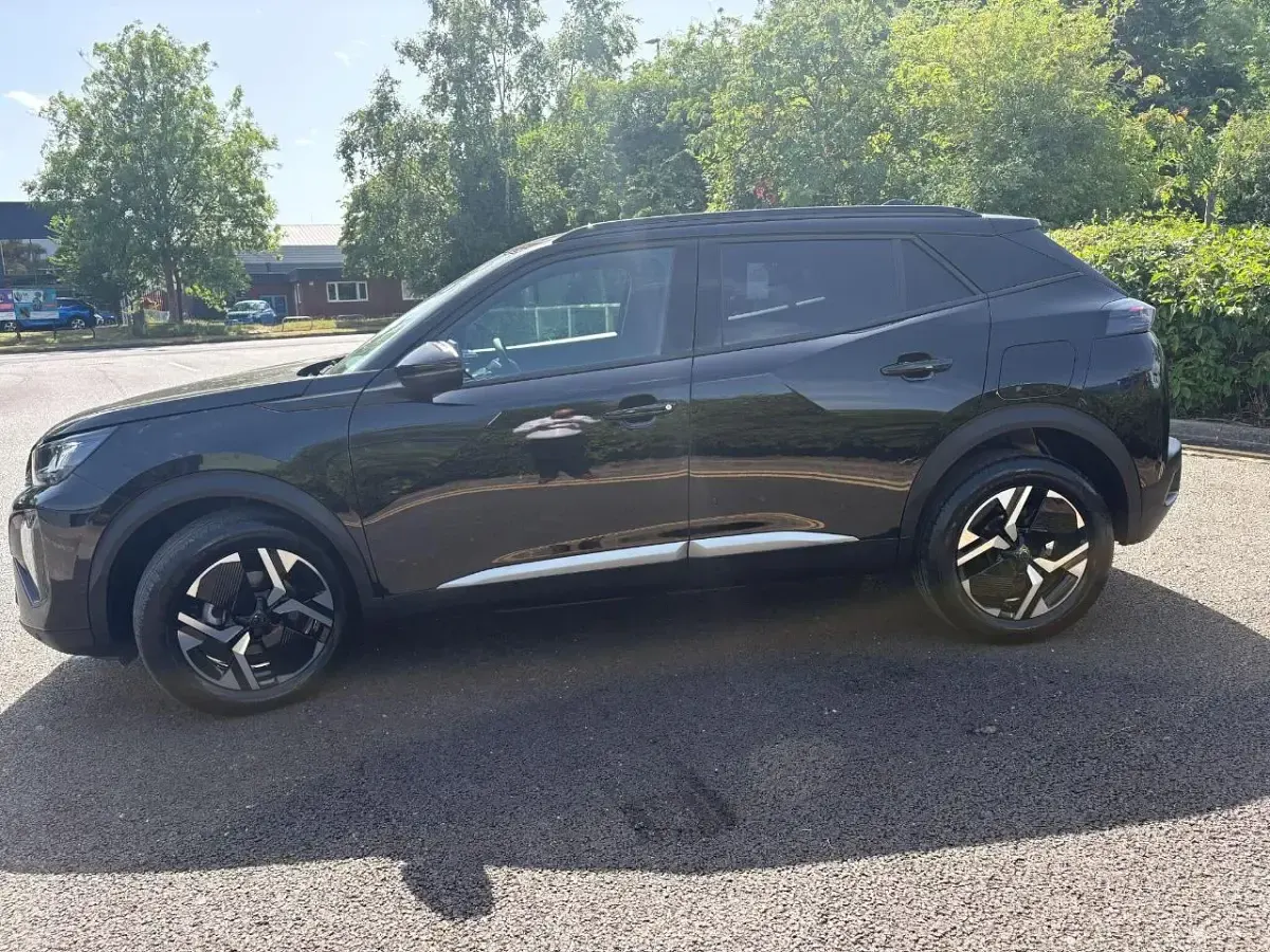 Used Peugeot 2008 Allure 129 HP (94 kW) 2025 Black SUV