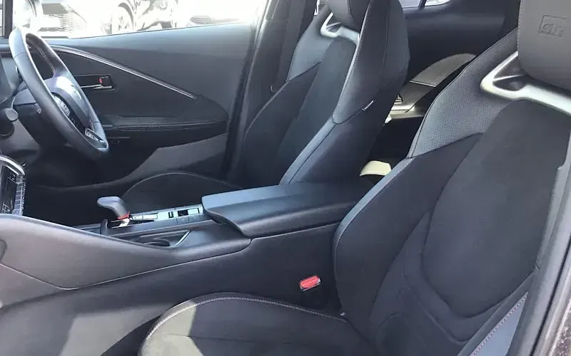 Used Toyota C-HR Sport 223 HP (164 kW) 2025 Grey SUV