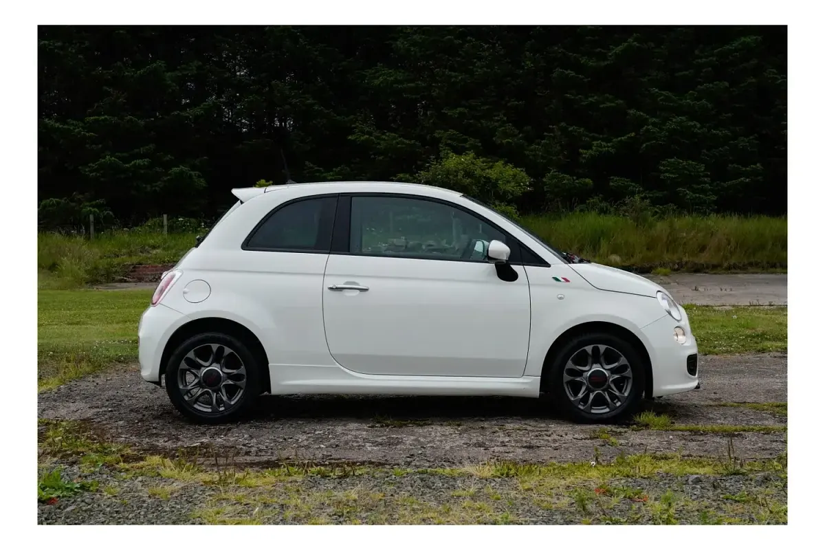Used Fiat 500 S 69 HP (50 kW) 2014 White Hatchback