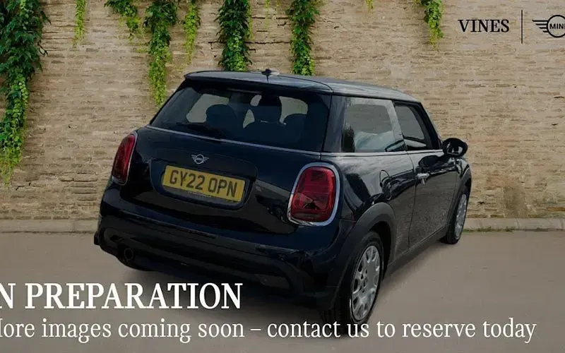Used Mini ONE Classic 102 HP (75 kW) 2022 Black Hatchback