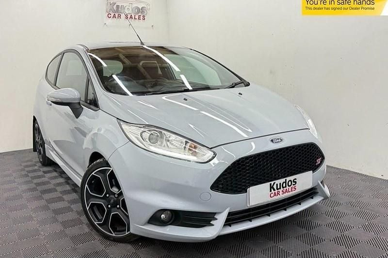 Grey Used 2017 Ford Fiesta ST200 Hatchback | £10,999 (Expensive) - Image 1/1